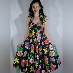 Vintage Floral Flowy Halter Dress